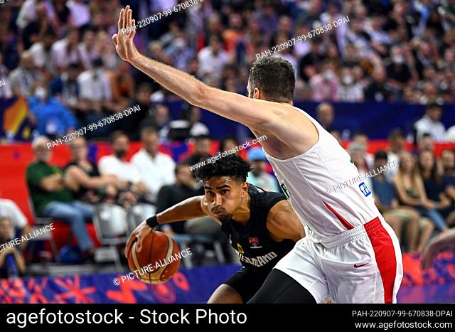 07 September 2022, North Rhine-Westphalia, Cologne: Basketball: European Championship, Hungary - Germany, preliminary round, Group B, Matchday 5, Lanxess Arena