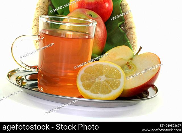 Apfel-Zitronen-Tee