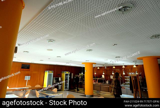 24 October 2021, Saxony, Leipzig: The ""Gaudium"", the canteen of the Gewandhaus. On Sunday, the concert hall welcomed guests to its open day and allowed...