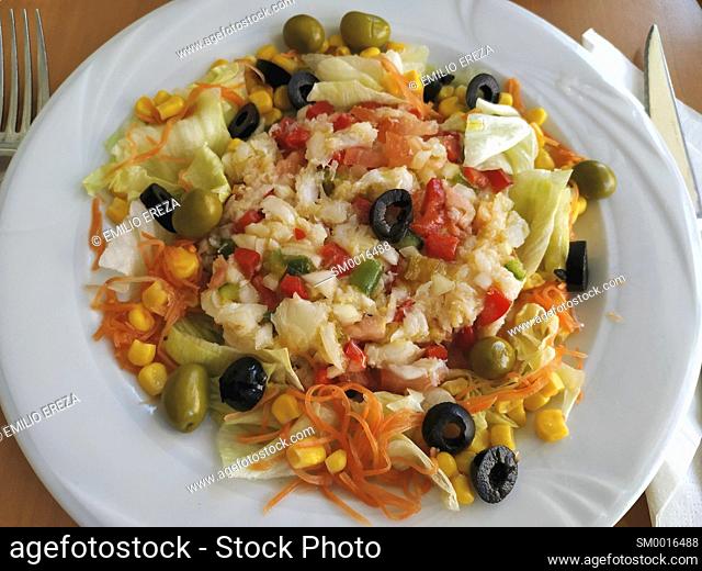 Salad with codfish