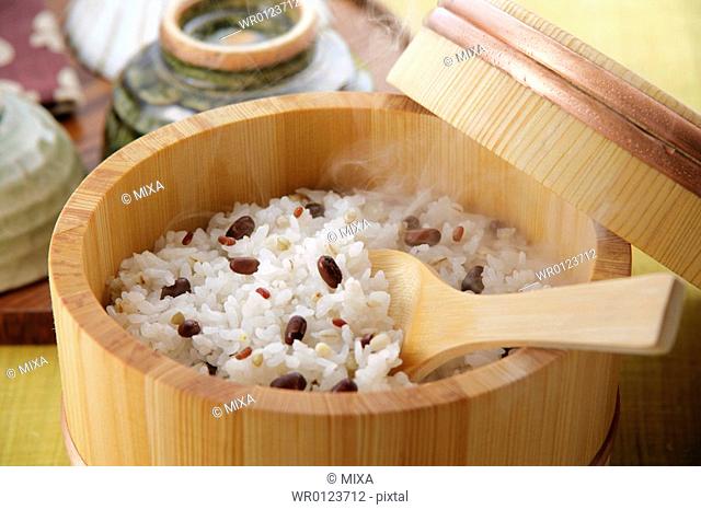 Steamed rice in a bamboo tub, close-up
