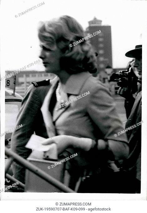 Jul. 07, 1959 - Bobo Sigrist Leaves For Nice: 19-year old heiress, Bobo Sigrist left London Airport today for Nice, with her 20-months old baby Bianca