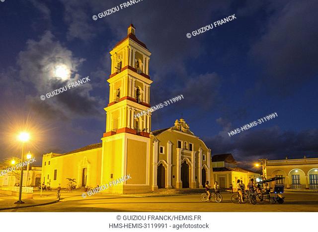 Cuba, Villa Clara province, colonial city of Remedios founded in the 16th century, Plaza Mayor, Mayor San Juan Bautista de Remedios church