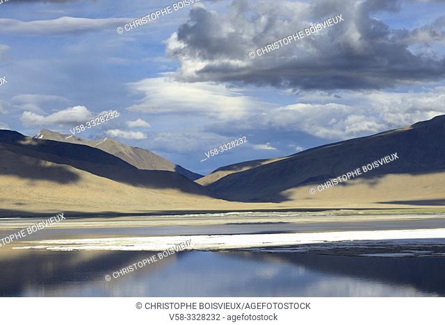 India, Jammu & Kashmir, Ladakh, Tso Kar lake