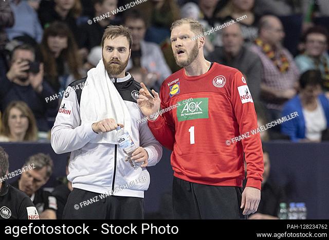 goalwart Andreas WOLFF (GER, l.) and goalwart Johannes BITTER (GER) advise each other and give tips during the game; fairplay