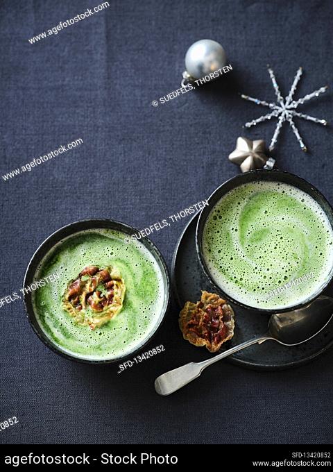 Potato and watercress soup (Christmas)