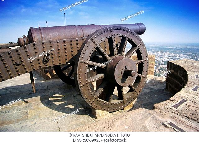 Cannon on Mehrangarh fort , Jodhpur , Rajasthan , India