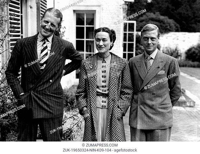 Sep. 13, 1939 - Coleman's Hatch, East Sussex, U.K. - EDWARD VIII had met and fallen in love with a married American woman Mrs WALLIS SIMPSON