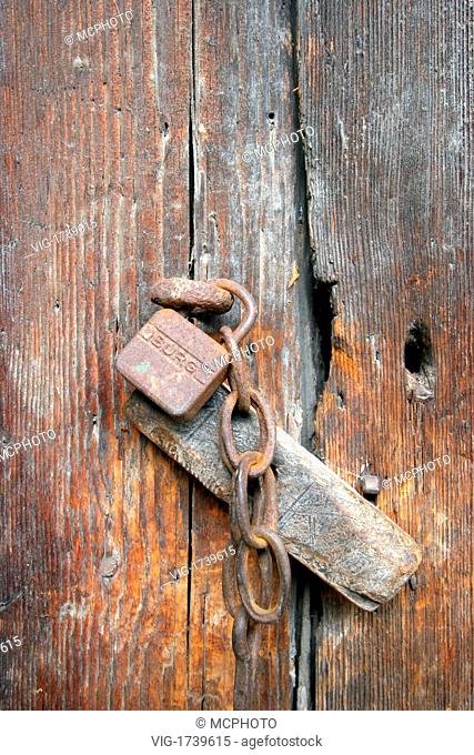 locking of a barn door - 01/01/2009