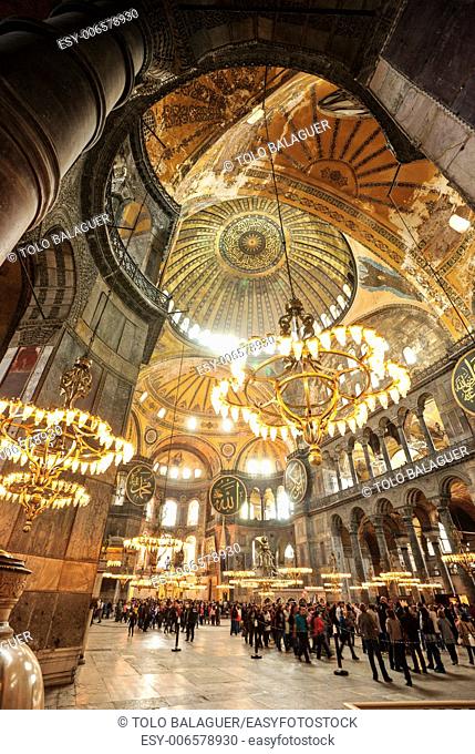 Santa Sofia, Church of the Holy Wisdom, VI century . Sultanahmet, Istambul. Turkey. Asia