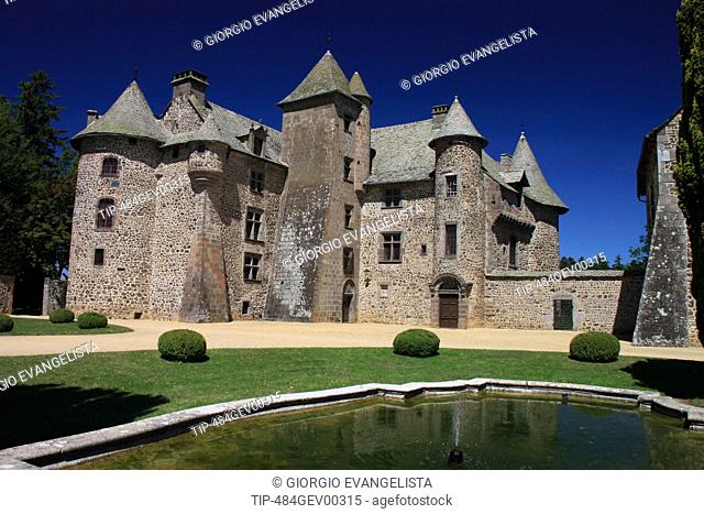 France, Auvergne, Orcival, Le chateau de Cordes