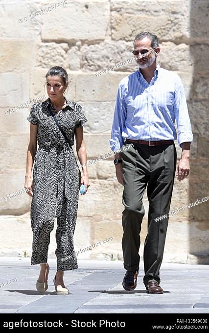 Queen Letizia of Spain and King Felipe VI. of Spain in the Castile-La Mancha region as part of their visits to all autonomous communities during the Corona...