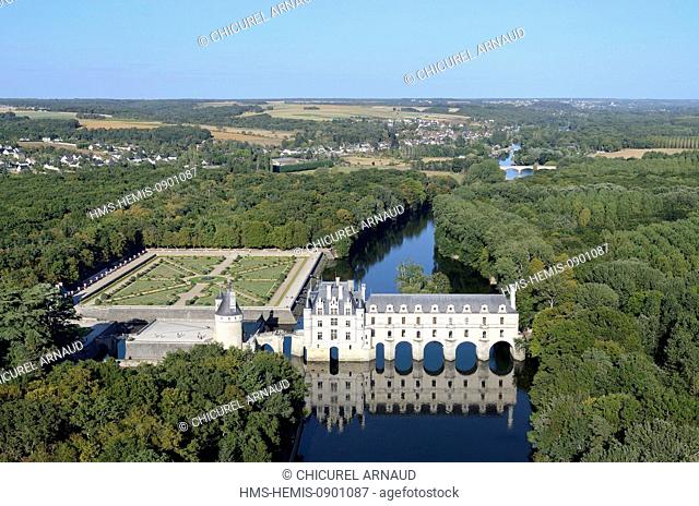 France, Indre et Loire, Loire Castles, Chenonceau, Chateau de Chenonceau built on Cher River (aerial view)