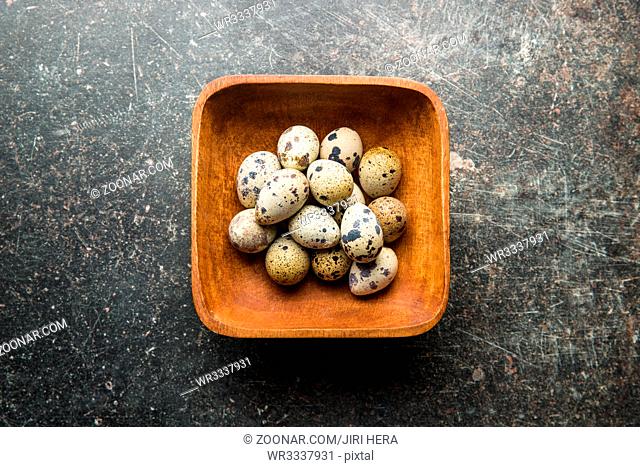 Fresh guail eggs in bowl