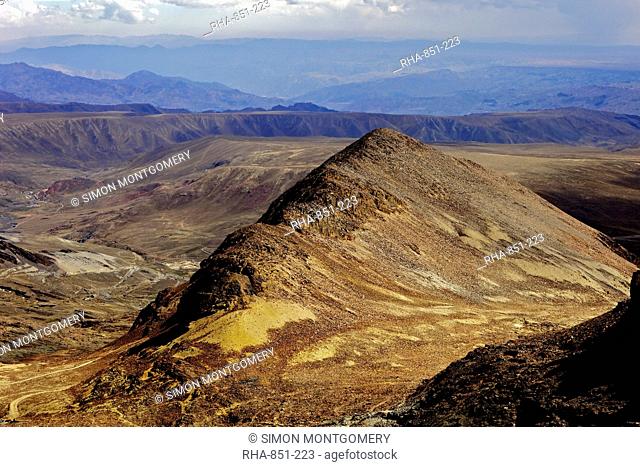 View from Mount Chacaltaya, altiplano in distance, Calahuyo near La Paz, Bolivia, Andes, South America