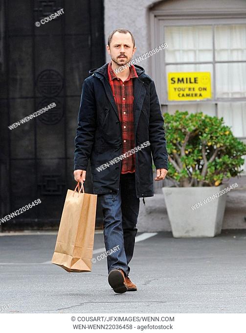 Giovanni Ribisi does some last minute shopping at Glue Rooster Featuring: Giovanni Ribisi Where: Los Angeles, California