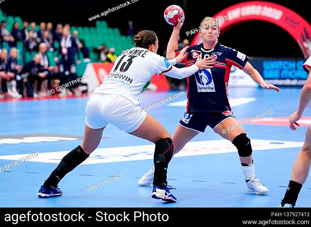firo: 05.12.2020, Handball Women EM: Germany - Norway 23-42 Julia Behnke 13 of Germany, Stine Bredal oftedahl 10 of Norway Our terms and conditions apply