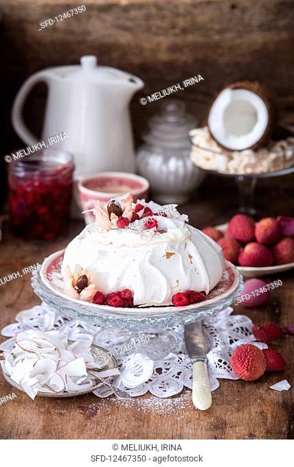 Pavlova with coconut, raspberry and lychee