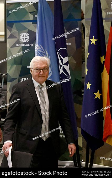 10 December 2022, Brandenburg, Schwielowsee/Ot Geltow: German President Frank-Walter Steinmeier arrives at the Bundeswehr Operations Command for a video...