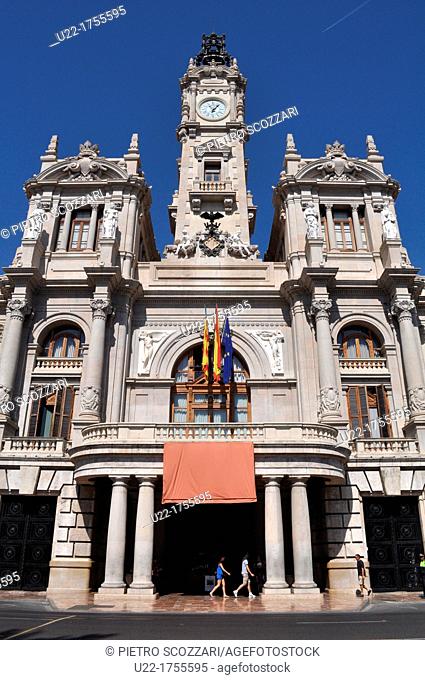 Valencia, Spain: Plaza del Ayuntamiento, the City Hall
