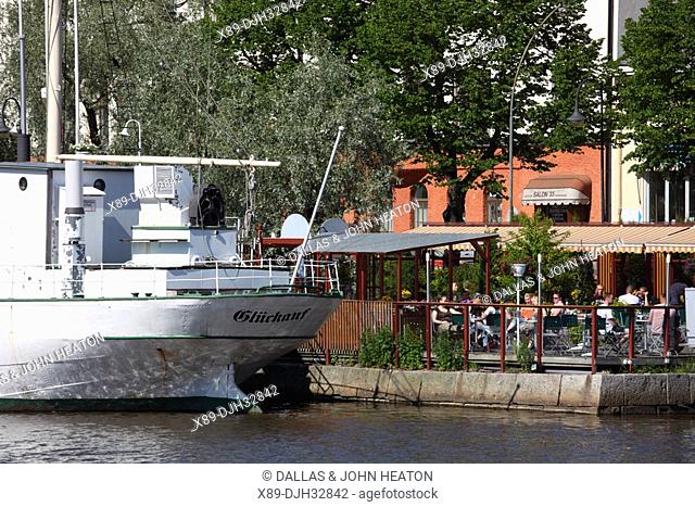 Finland, Southern Finland, Eastern Uusimaa, Porvoo, River Porvoonjoki, Riverside Restaurant, Sailing Ship