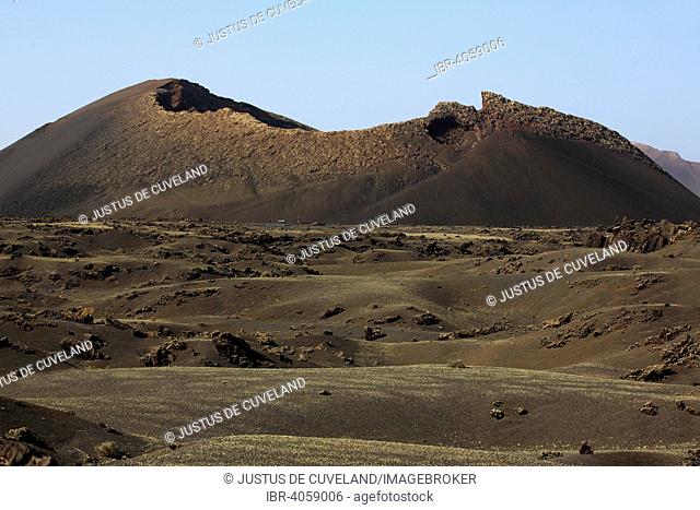 Volcanic crater in the Timanfaya National Park, Montañas del Fuego, Fire Mountains, volcanic landscape, Lanzarote, Canary Islands, Spain
