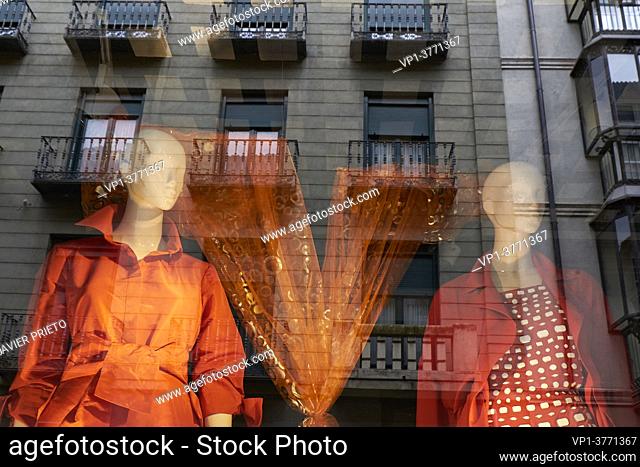 Mannequin in the window of a fashion store in Valladolid. Valladolid. Castile and Leon. Spain