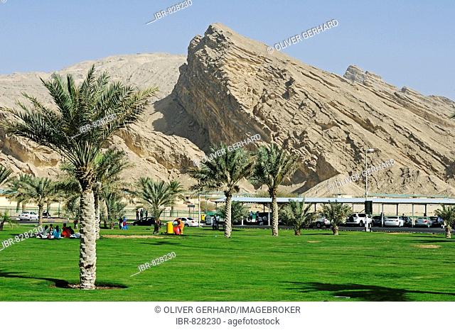 Mount Jebel Hafeet, highest mountain in Abu Dhabi and Green Mubazzarah Park, Al Ain, United Arab Emirates, Asia