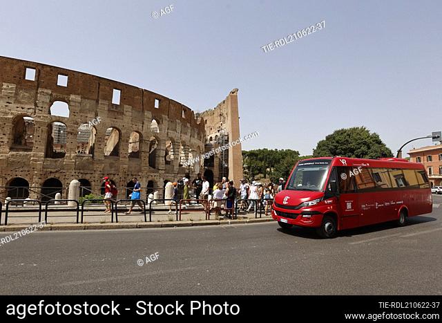 Imperial Rome - Virtual Reality Bus, a traveling exhibition to admire the monuments of Rome 2000 years ago; the exhibition on the move that makes citizens and...