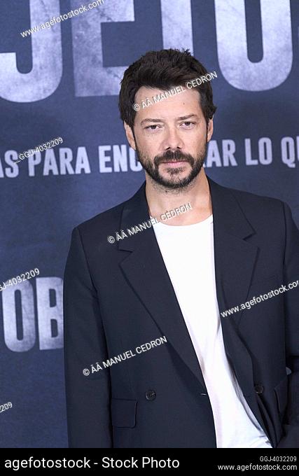 Alvaro Morte attends 'Objetos (Objects) Photocall at Paz Cinema on September 27, 2022 in Madrid, Spain