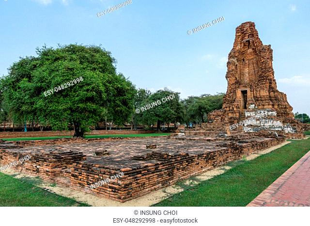 Wat Mahathat Prang and ruins scenery in Ayutthaya, Thailand