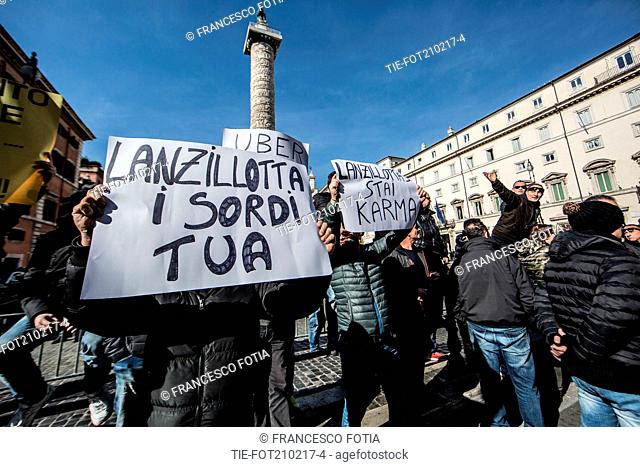 21/02/2017 Roma, sesto giorno di protesta dei tassisti contro il decreto milleproroghe che, secondo la categoria, deregolamenta il settore