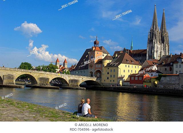 Regensburg, Stone bridge, Danube River, St. Peter Cathedral, Ratisbone, Upper Palatinate, Bavaria, Germany