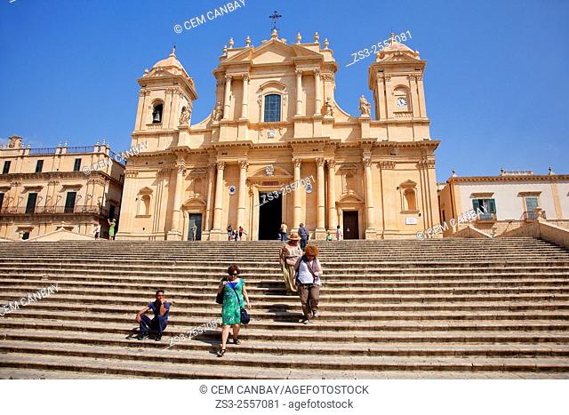 Tourists in front of the Cathedral, Noto, Sicily, Italy, Europe