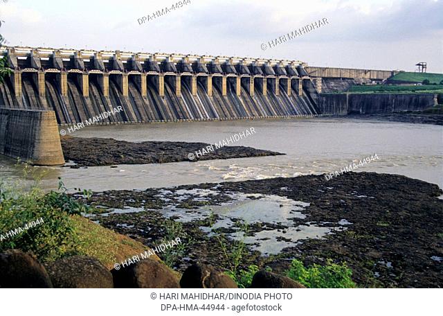 Dam on narmada river ; jabalpur ; madhya pradesh ; india