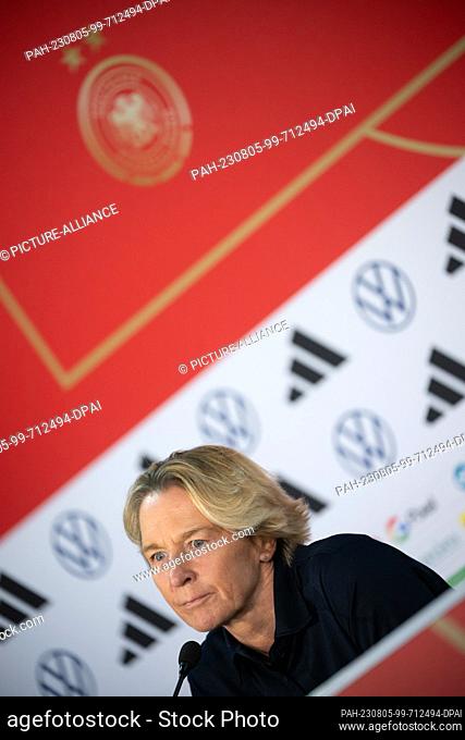 05 August 2023, Australia, Wyong: Soccer, women: World Cup, final press conference Germany: Martina Voss-Tecklenburg, national coach of the German women's...