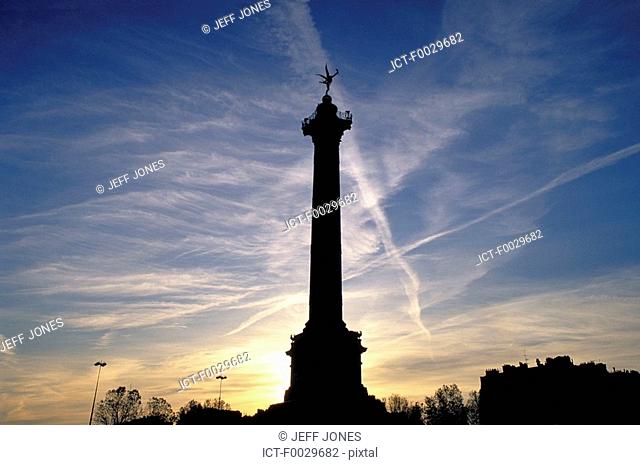 France, Paris, place de la Bastille, July column and Génie de la Liberté