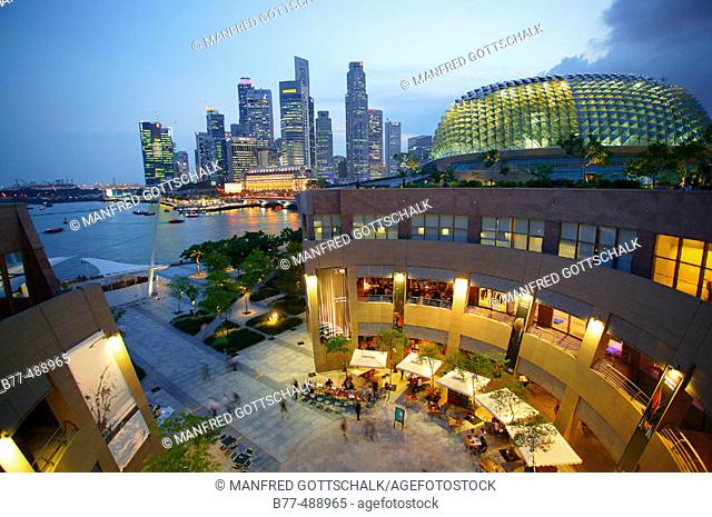 View of the Esplanade Mall at the performing arts centre 'Theatres on the bay'. Singapore