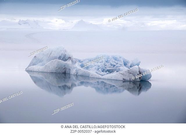 Jokulsarlon glacier lagoon lake in winter., Iceland