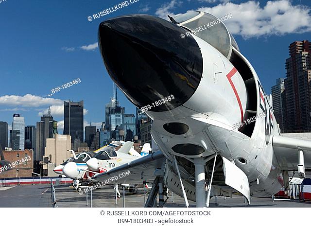 Flight Deck Of Intrepid Sea Air And Space Museum Manhattan New York City USA