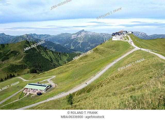 Austria, Kleinwalsertal (little Walser valley), top terminal of the Kanzelwandbahn, on the left the mountain inn Adlerhorst