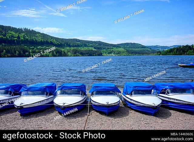 Germany, Baden-Wuerttemberg, Black Forest, Titisee, boat rental, boats on the shore