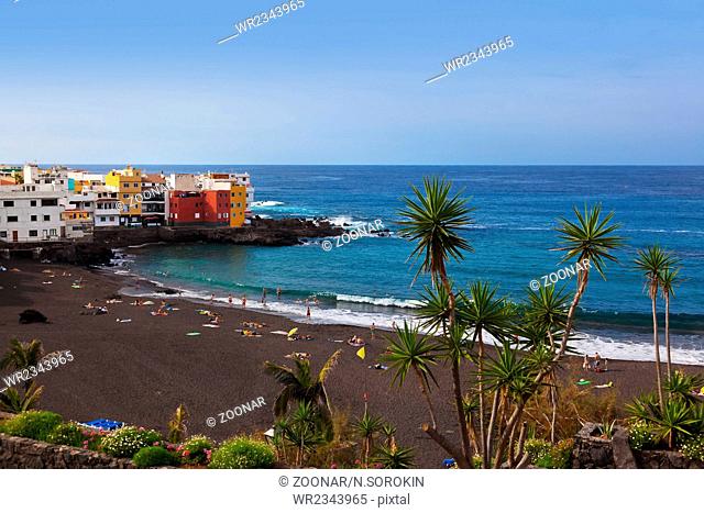 Beach in Puerto de la Cruz - Tenerife island (Canary)