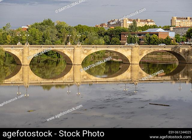 Stone bridge, Puente de San Juan de Ortega, 1884, Logroño, La Rioja, Spain, Europe