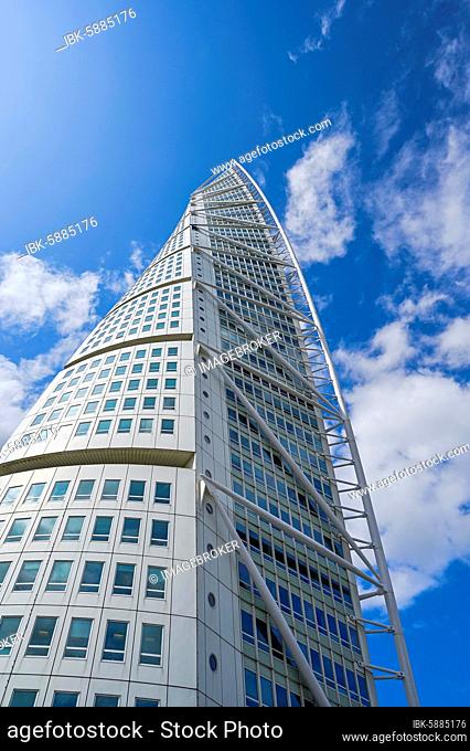 Turning Torso, neo-futurist residential skyscraper, tallest building in Scandinavia, by Spanish architect Santiago Calatrava, Malmö, Sweden, Europe