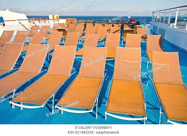 outdoor relaxation area on cruise liner