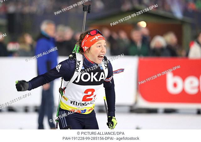 28 December 2019, North Rhine-Westphalia, Gelsenkirchen: The German biathlete Laura Dahlmeier is looking forward to Schalke at the 18th Biathlon World Team...