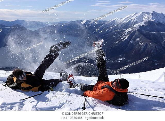 Switzerland, winter sports, snowshoe, snowshoeing, running, winter, snow, mountain, mountains, sport, spare time, adventure, canton Ticino, Ticino