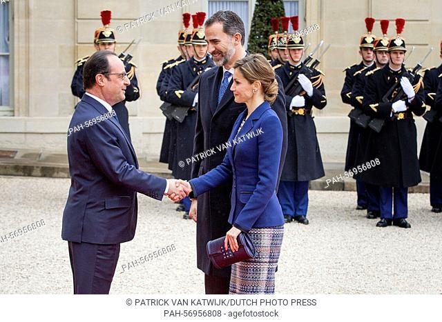 Spanish King Felipe and Queen Letizia are welcomed by French President Francois Hollande in front of the Elysee palace in Paris, France, 24 March 2015