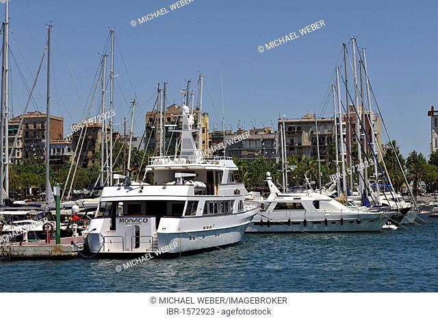Yachts in Port Vell, Barcelona, Catalonia, Spain, Europe